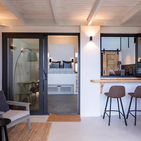 Papaya Apartment