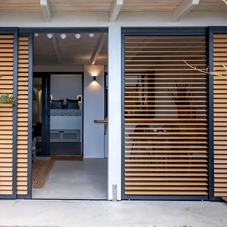 Papaya Apartment